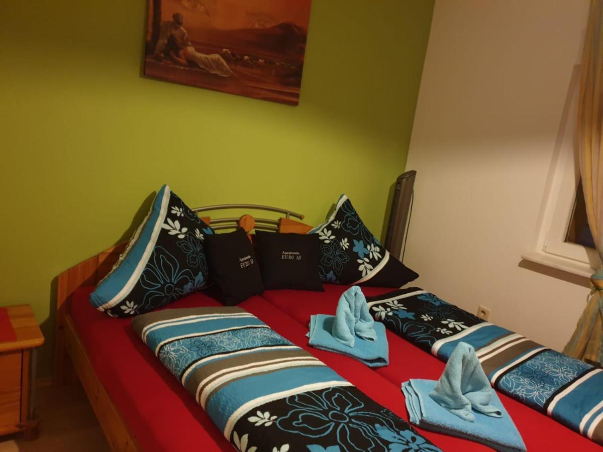 Apartment Euro As Kappel-Grafenhausen Exteriör bild
