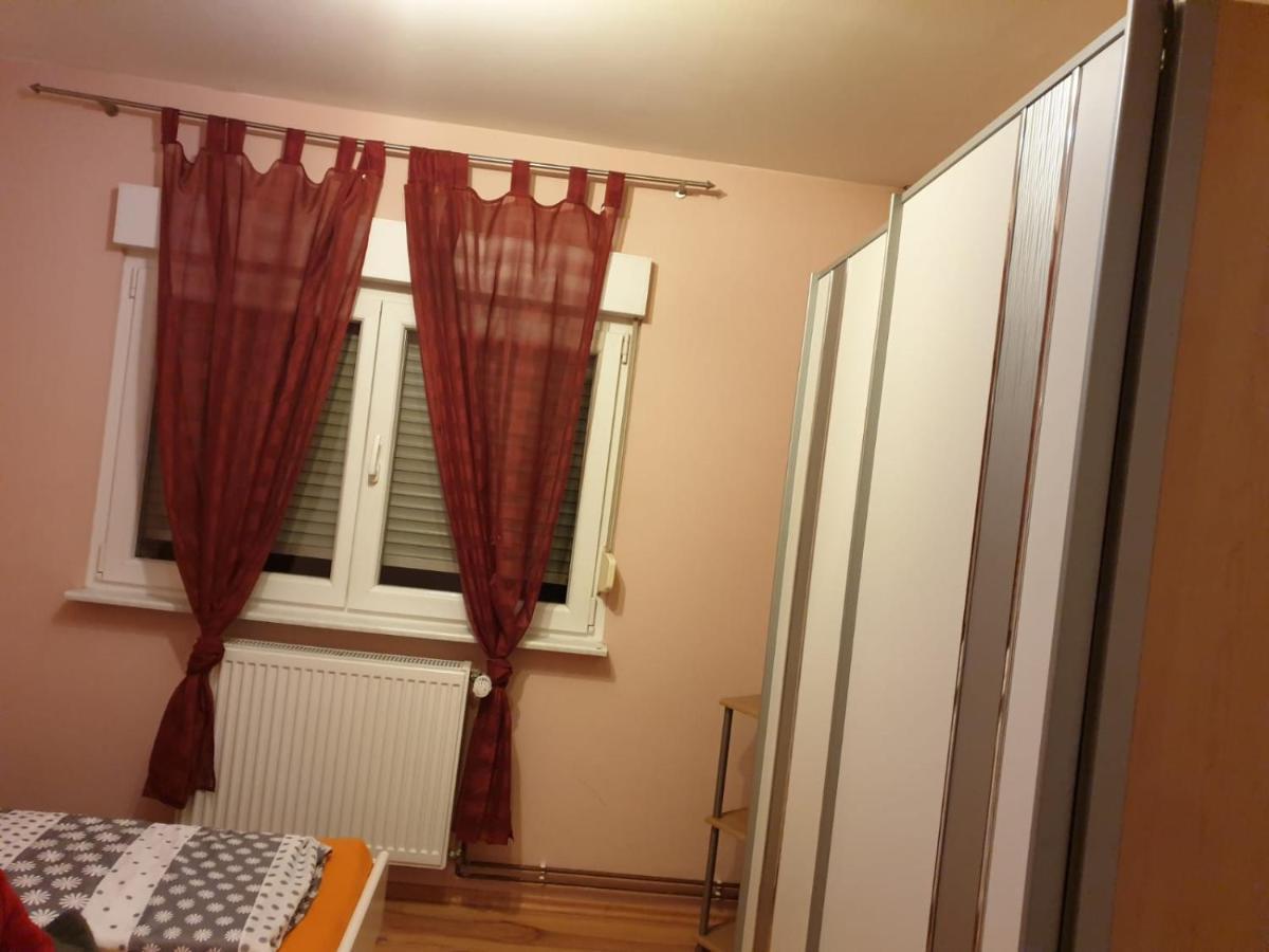 Apartment Euro As Kappel-Grafenhausen Exteriör bild