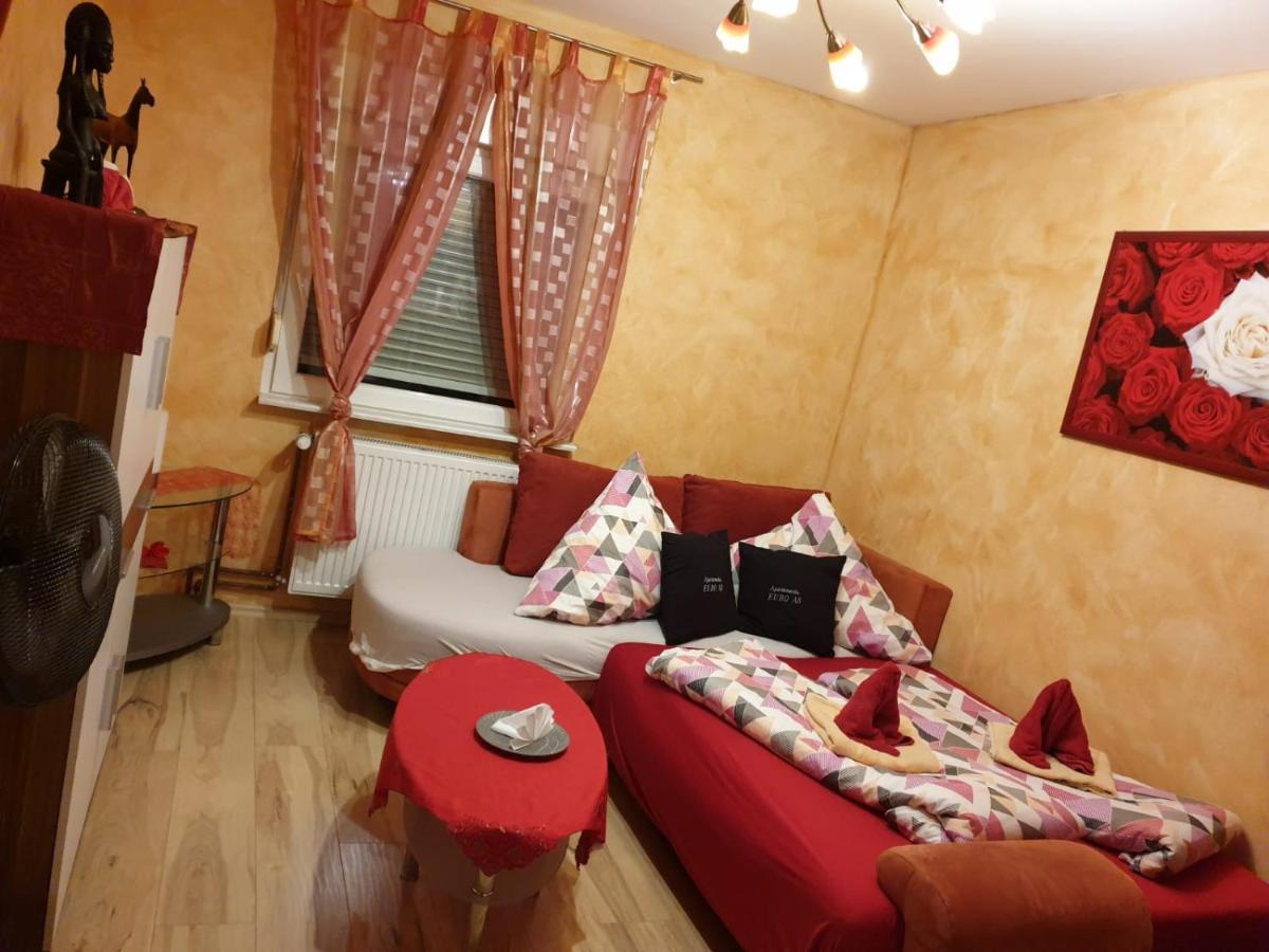 Apartment Euro As Kappel-Grafenhausen Exteriör bild