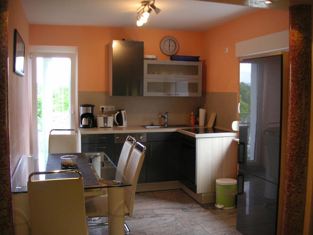 Apartment Euro As Kappel-Grafenhausen Rum bild