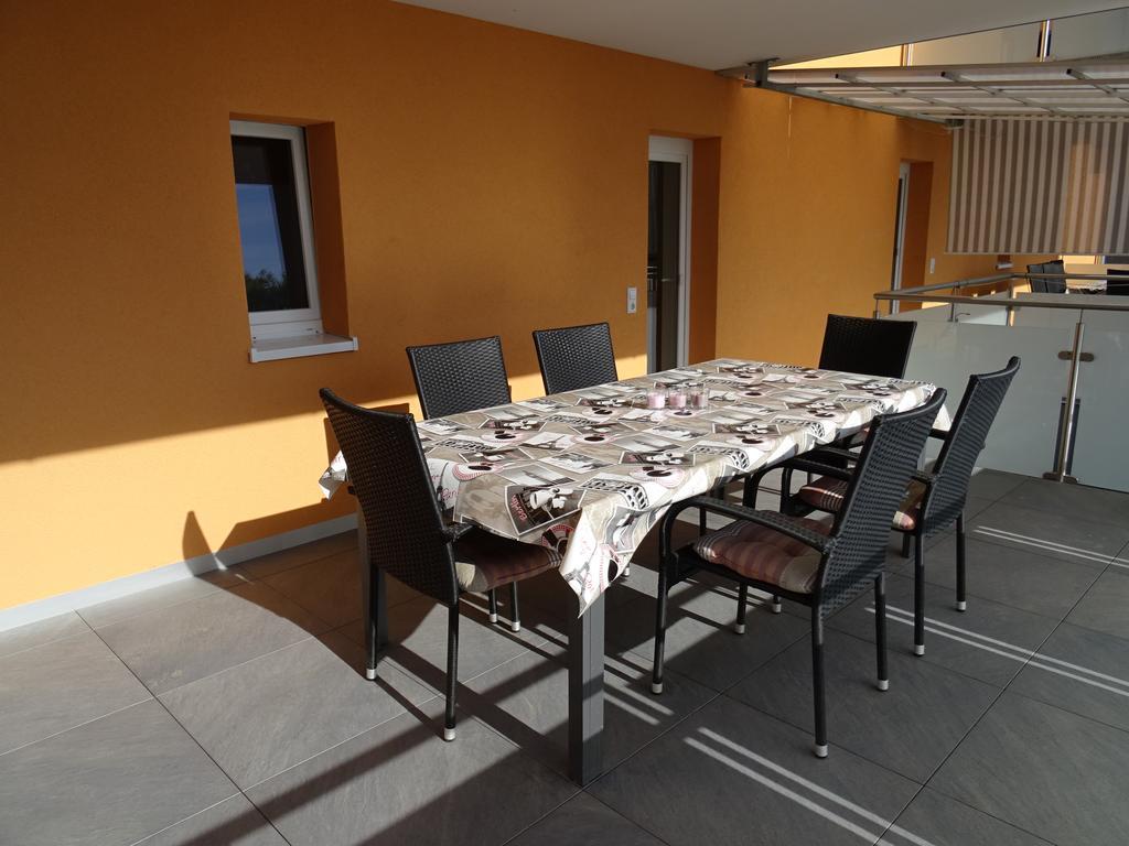 Apartment Euro As Kappel-Grafenhausen Exteriör bild